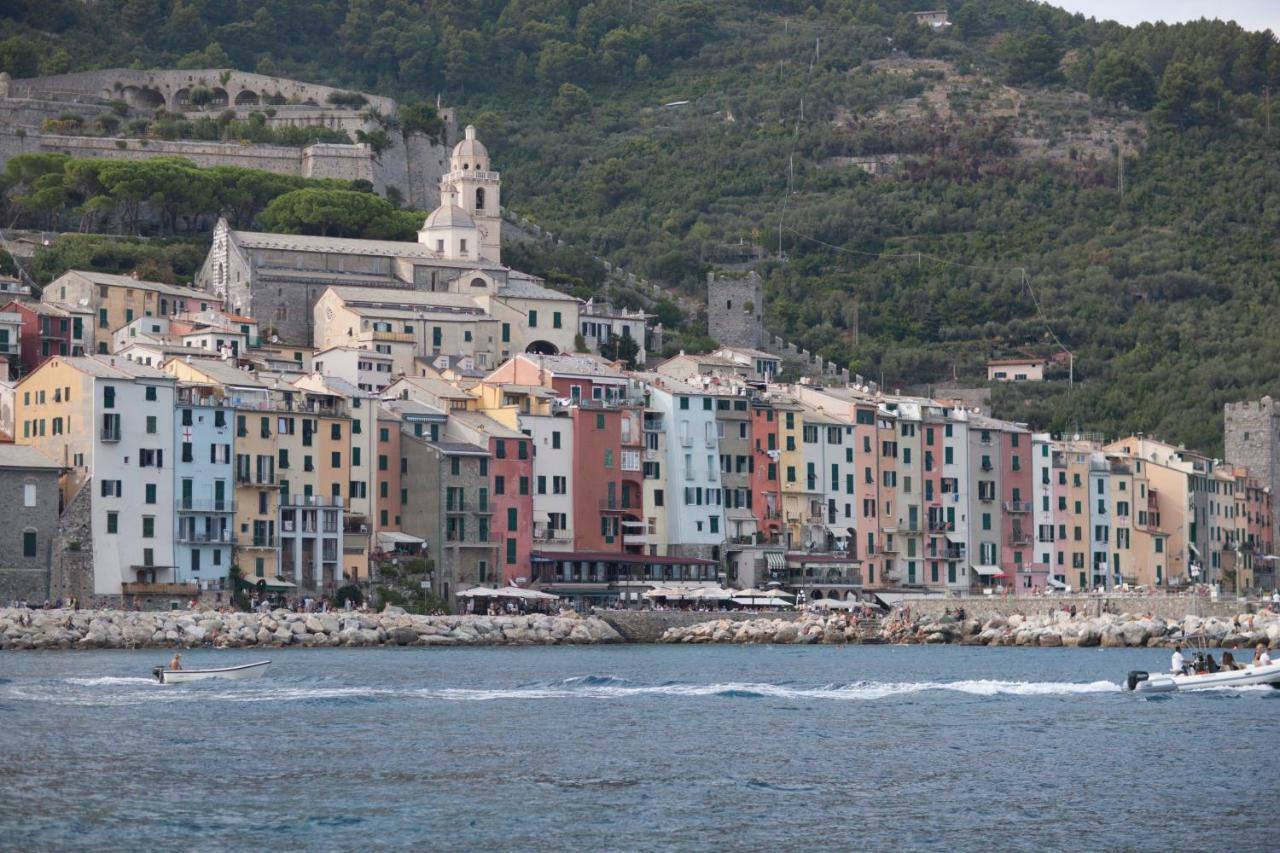 Maison Violet By Breathe Liguria Porto Venere Exterior photo